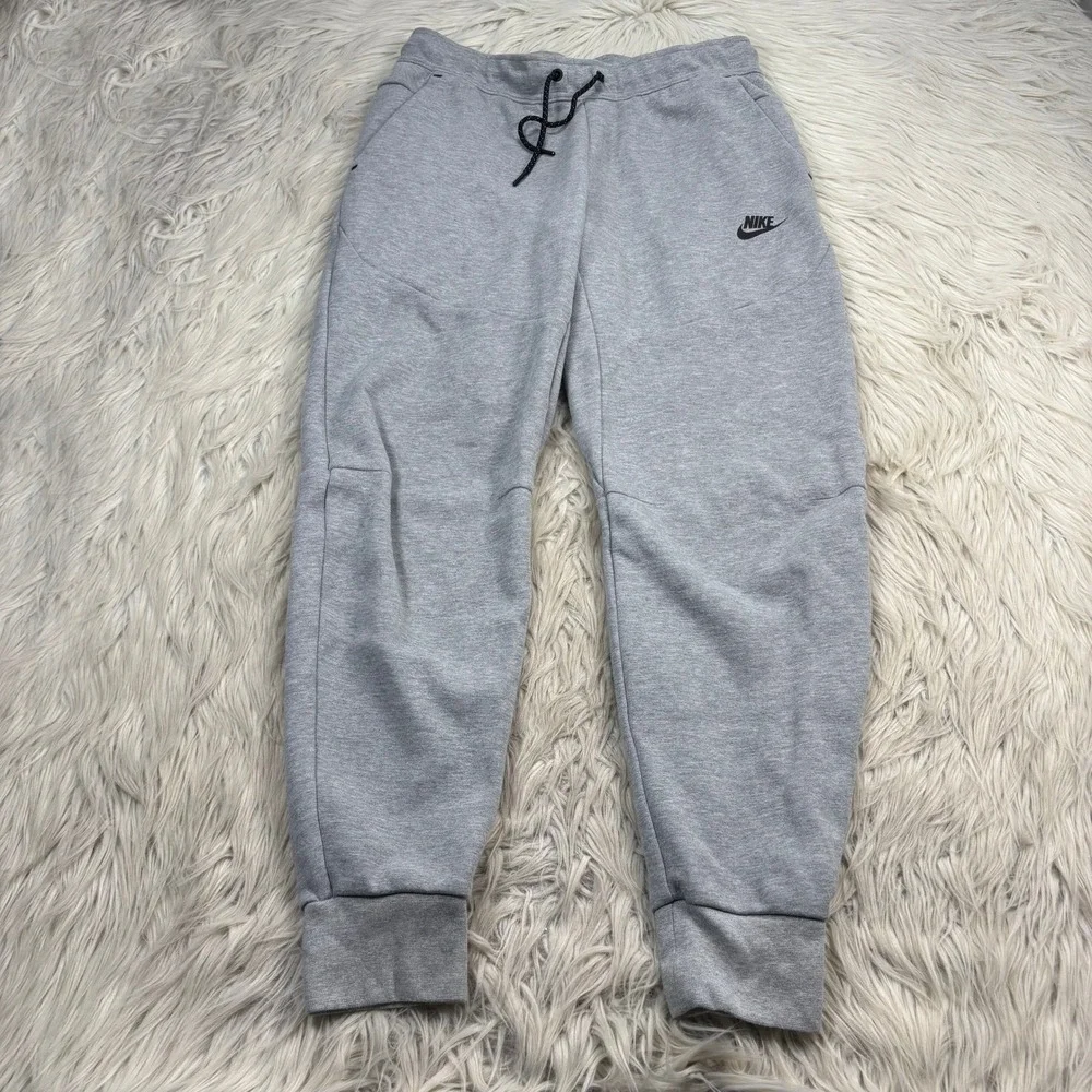 Nike Men's S Gray Tech Men's Fleece Joggers Streetwear Athleisure Blokecore